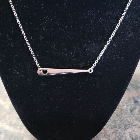 Beautiful baseball necklace  - Picture 2 of 4